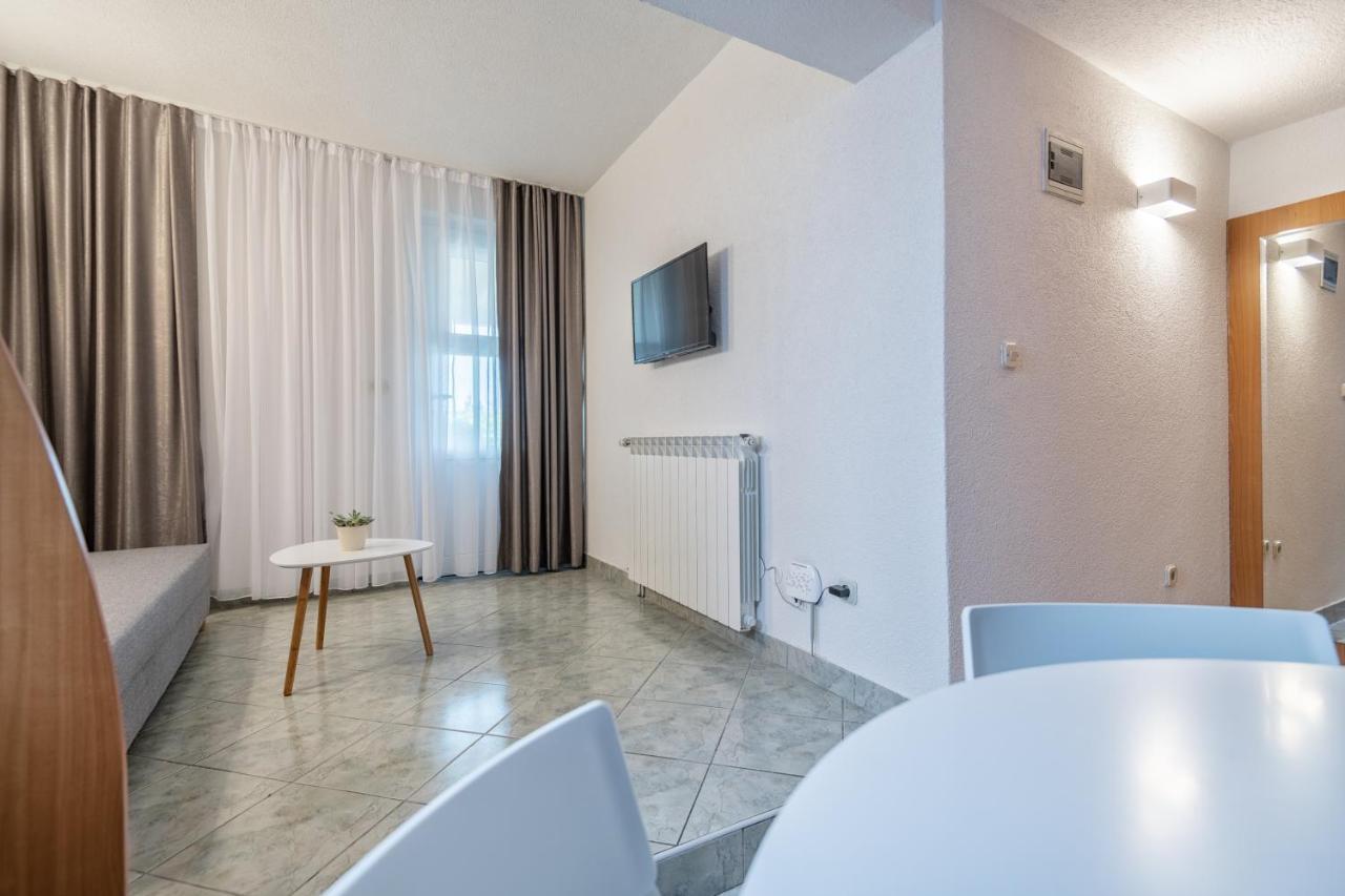 Apartments Tamaris Neum Exterior foto